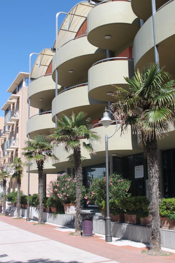 Residence Myricae Bellaria-Igea Marina Exterior foto